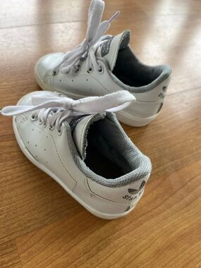 adidas toddler Stan smiths